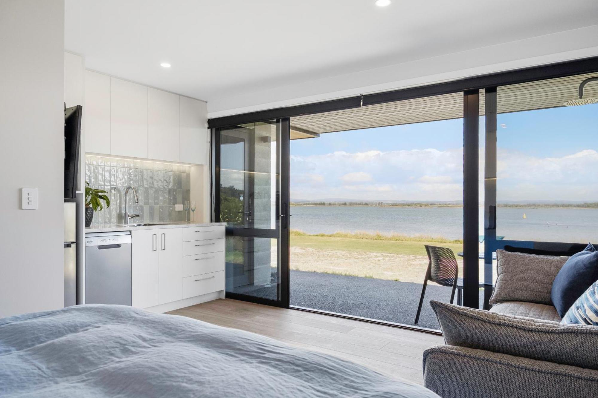 Pukehina Estuary Sunset Views Townhouse & Studio Dış mekan fotoğraf
