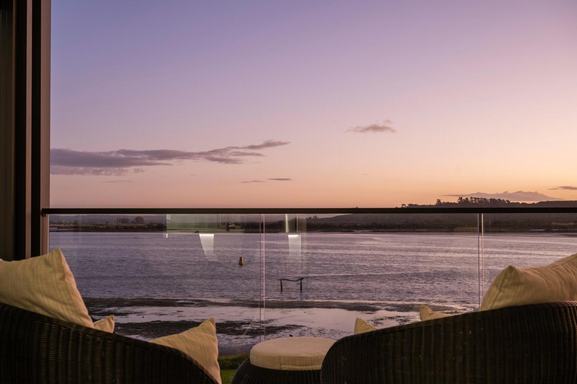 Pukehina Estuary Sunset Views Townhouse & Studio Dış mekan fotoğraf